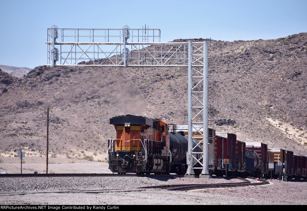 BNSF 3255 Rear DPU